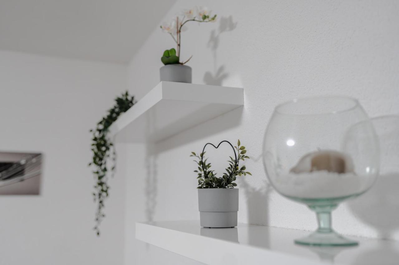 Modern - Ruhige Lage - Zentrumsnah - 2-Zimmer Apartment Horb am Neckar Bagian luar foto